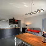 Apartmenthouse 5 Seasons - Incl Summer Card By In One Διαμέρισμα