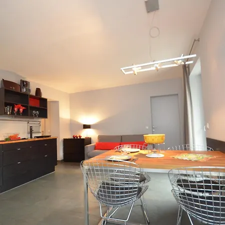 شقة Apartmenthouse 5 Seasons - Incl Summer Card By In One زيل أم سي