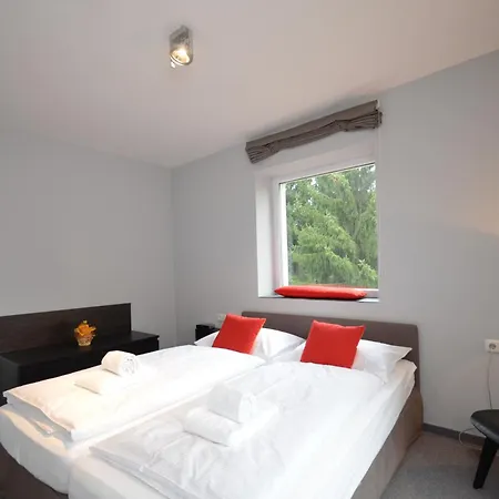 Apartmenthouse 5 Seasons - Incl Summer Card By In One